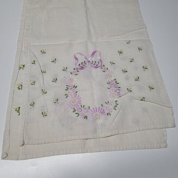 Embroidered Table Runner Small Vintage Linen Handmade Wreath Flowers - Picture 3 of 6